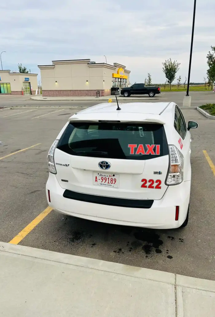 Book airport taxi Sherwood Park online